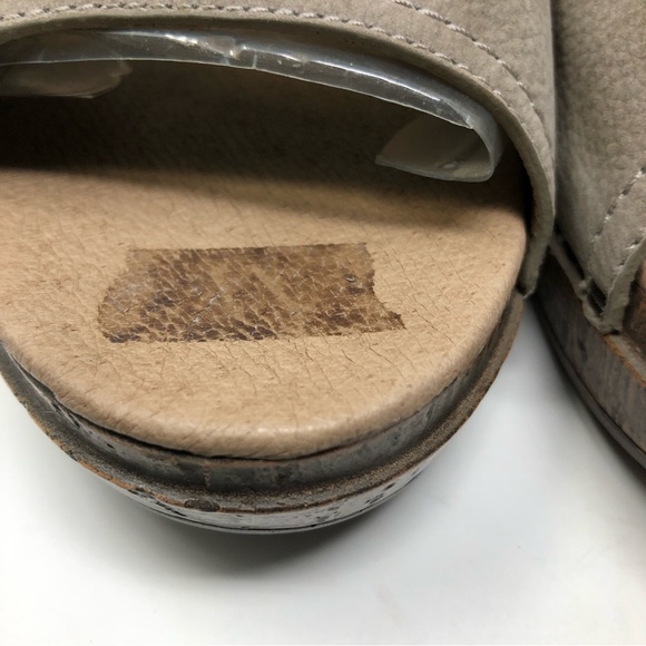 Dansko Ramona Sandals Taupe Nubuck Leather Size 42 - Picture 3 of 11